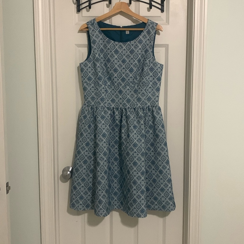 Gorgeous dress!